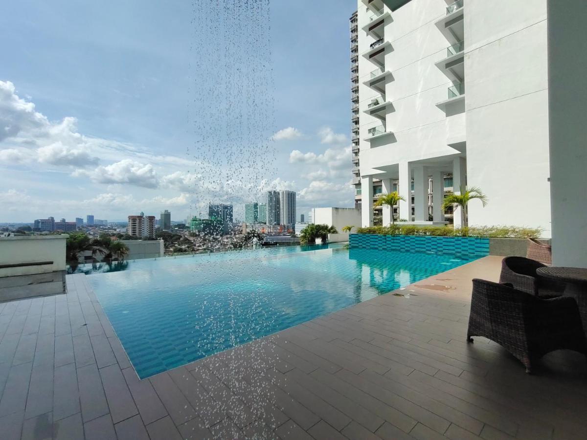 Glex Homes, Pinnacle Tower *